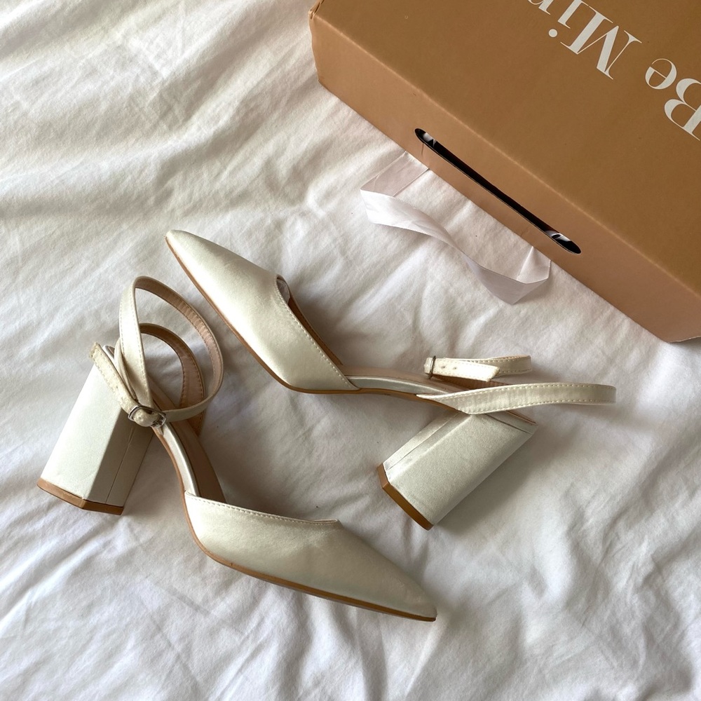 Be Mine Bridal Neima block heeled shoes in ivory satin